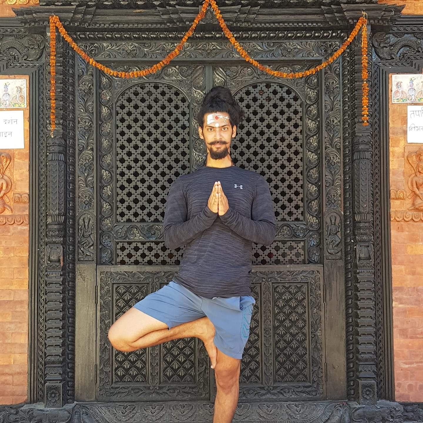 
                    Yogi Pankaj

                